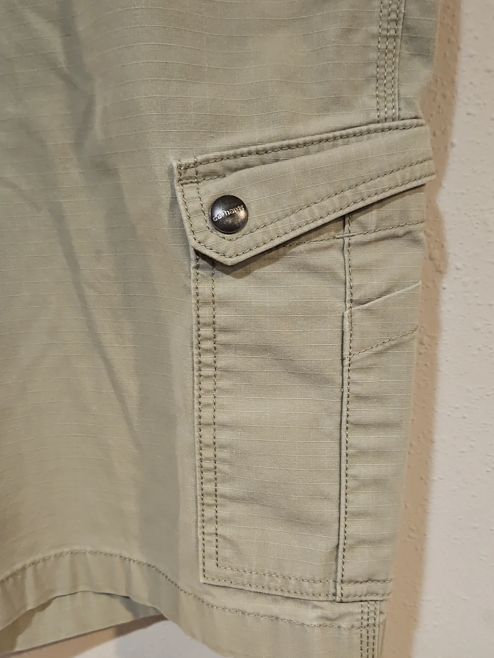 Carhartt Khaki Relaxed Cargo Shorts